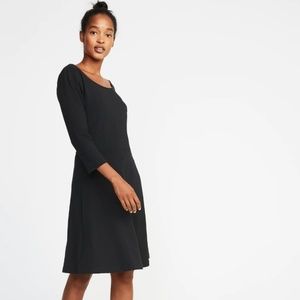 Fit & flare 3/4-sleeve jersey dress